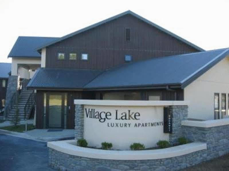 Village Lake Apartments Hanmer Springs Bagian luar foto